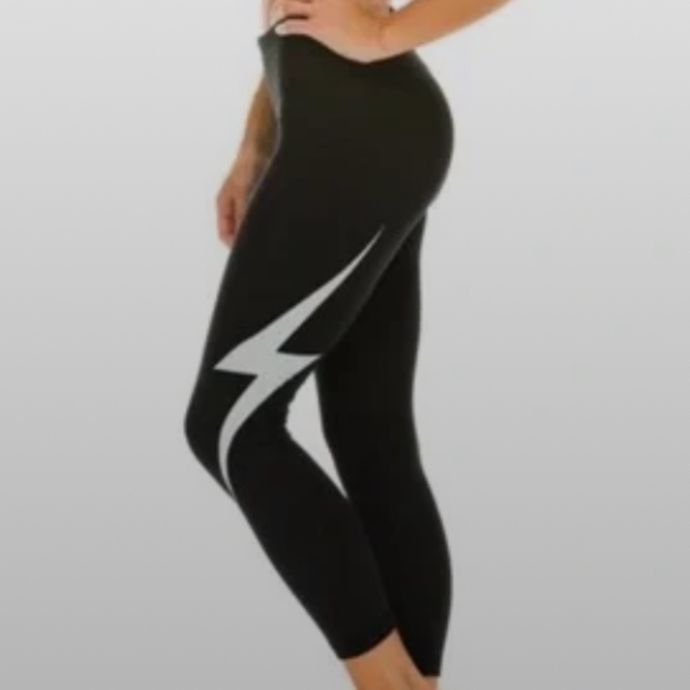 AVIATOR NATION XS Black - White Lightning Bolt Leggings